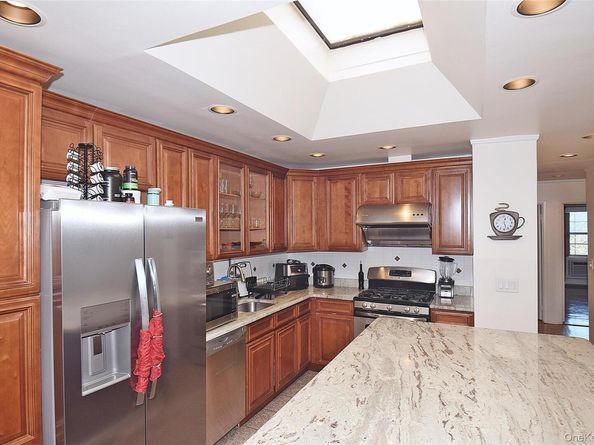12-34 Diane Place 205 U, Bayside NY 11360