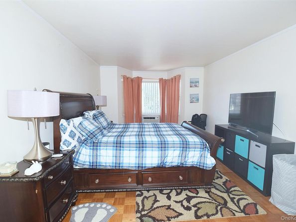 12-34 Diane Place 205 U, Bayside NY 11360