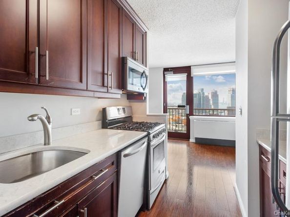 4-74 48th Avenue 21N, Long Island City NY 11109