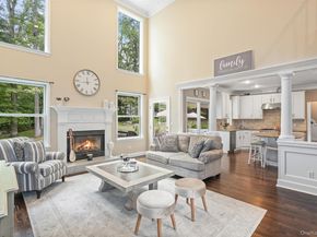 19 Ledgewood Lane, South Salem NY 10590