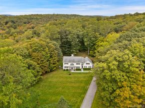 19 Ledgewood Lane, South Salem NY 10590