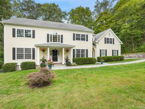 19 Ledgewood Lane, South Salem NY 10590