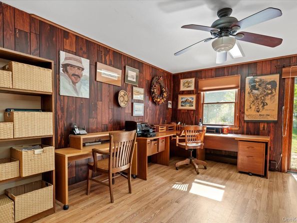 1425 Laurelwood Drive, Laurel NY 11948