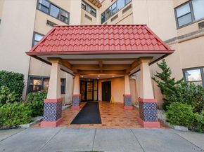 185 W Park Avenue 209, Long Beach NY 11561