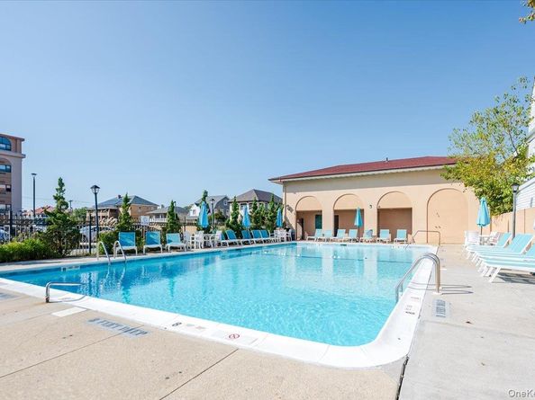 185 W Park Avenue 209, Long Beach NY 11561