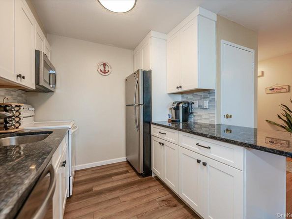 185 W Park Avenue 209, Long Beach NY 11561