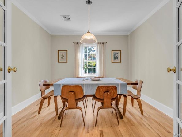 2 Smull Lane, Port Washington NY 11050