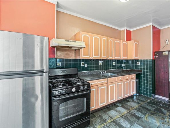 9428 112th Street, Richmond Hill S. NY 11419