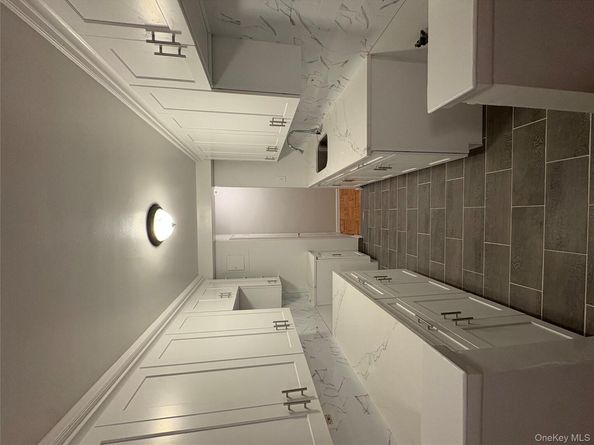 6485 Broadway 2K, Bronx NY 10471