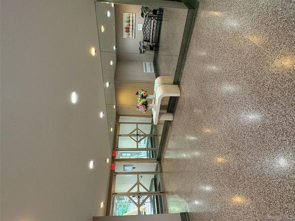 6485 Broadway 2K, Bronx NY 10471