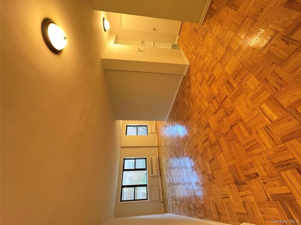6485 Broadway 2K, Bronx NY 10471