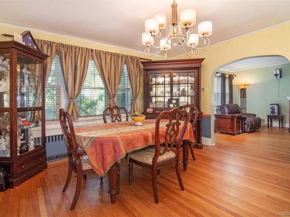306 Hutchinson Boulevard, Fleetwood NY 10552
