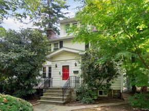 306 Hutchinson Boulevard, Fleetwood NY 10552
