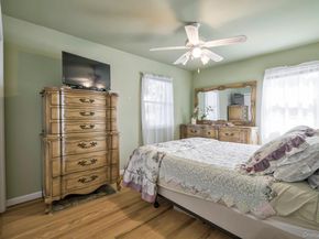4 E Hill Drive, Smithtown NY 11787