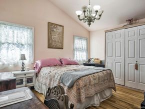 4 E Hill Drive, Smithtown NY 11787