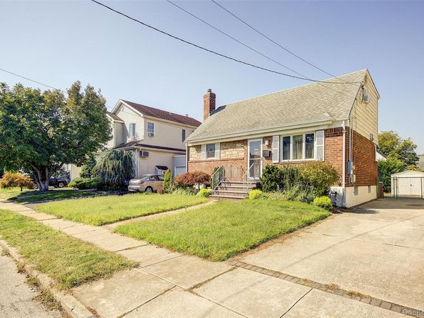 106 Soifer Avenue, North Bellmore NY 11710