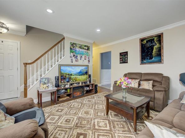 106 Soifer Avenue, North Bellmore NY 11710