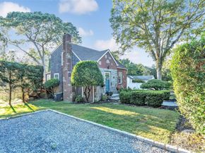 81 Beach Road, Wading River NY 11792