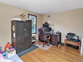 81 Beach Road, Wading River NY 11792