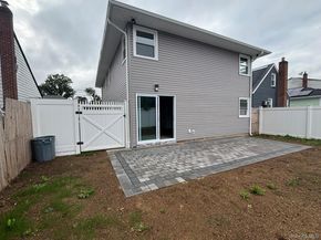 399 Hawthorne Avenue, Uniondale NY 11553