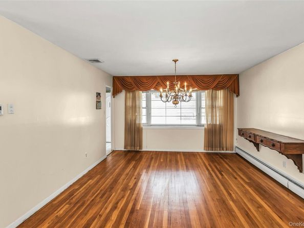 708 Salisbury Park Drive, Westbury NY 11590