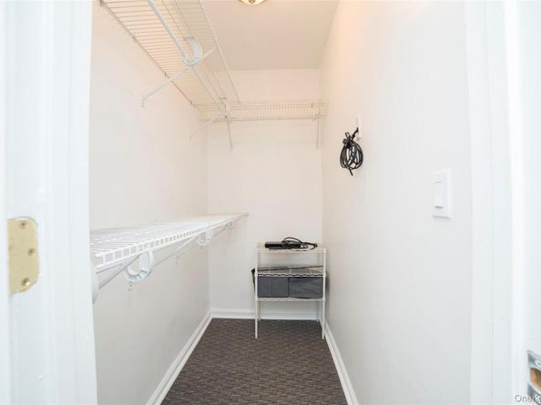 8 Bryant Crescent 1B, White Plains NY 10605