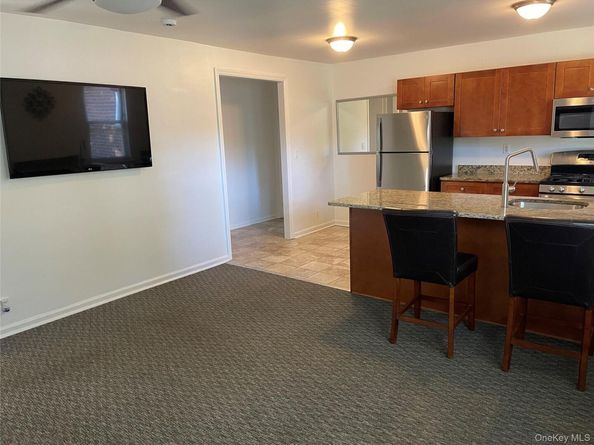 8 Bryant Crescent 1B, White Plains NY 10605