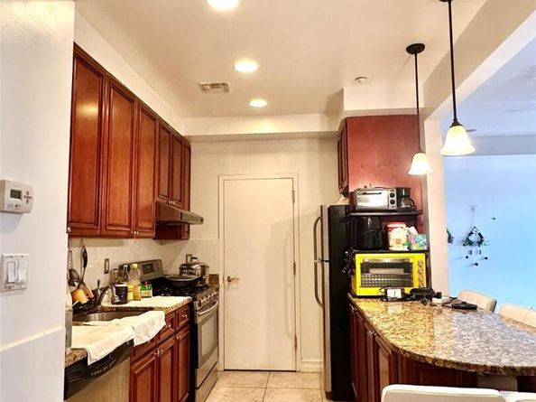 107-16 37th Avenue 4B, Corona NY 11368