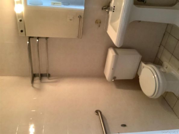 138-35 Elder Ave, Queens Village NY 11355