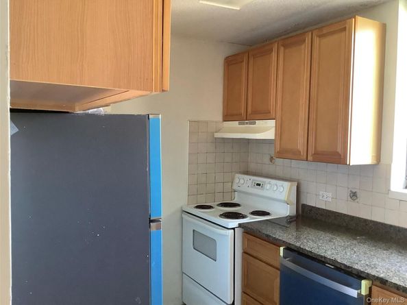 138-35 Elder Ave, Queens Village NY 11355