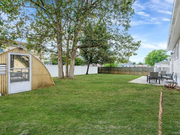 120 Manhattan Avenue, West Babylon NY 11704