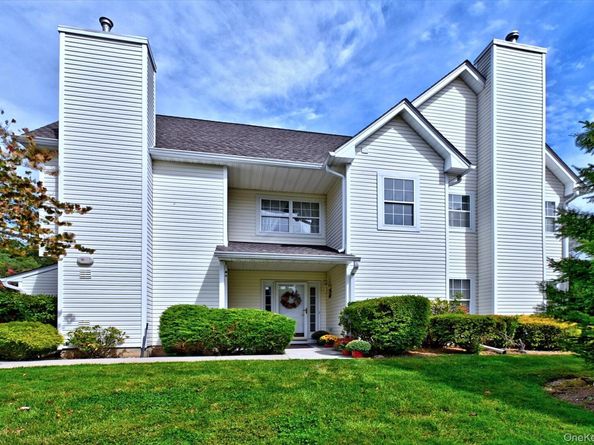 315 Erik Drive, East Setauket NY 11733