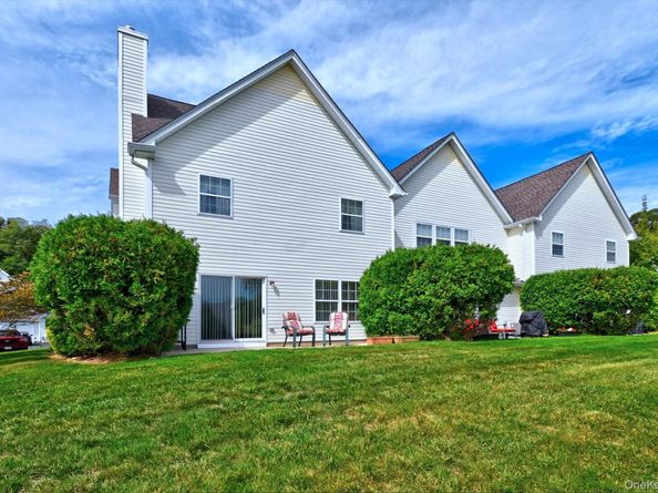 315 Erik Drive, East Setauket NY 11733