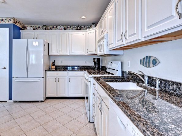 315 Erik Drive, East Setauket NY 11733