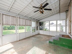 15 Hewmann Place, Bethpage NY 11714