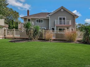 30 W Shore Road, Oakdale NY 11769