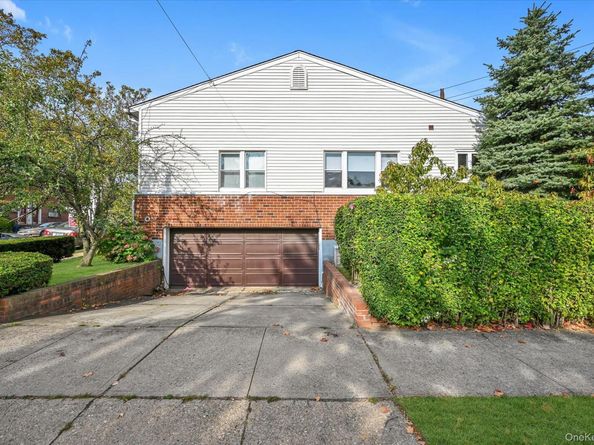 15-42 166th Street, Whitestone NY 11357