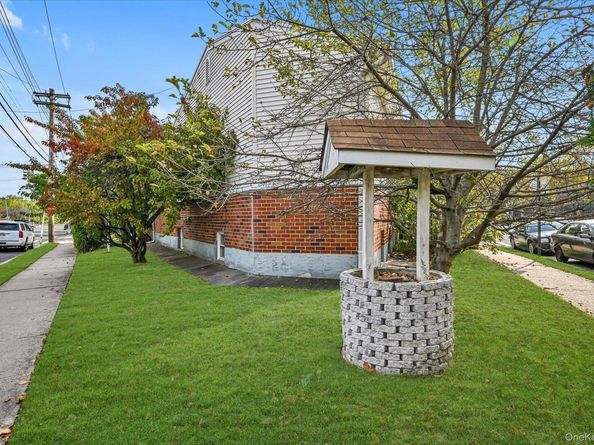 15-42 166th Street, Whitestone NY 11357