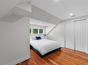 15 E Hamilton Avenue, Massapequa NY 11758