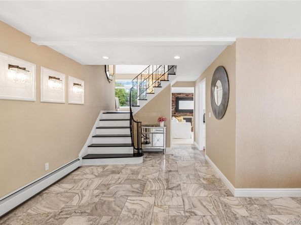 22 Delaware Avenue, Jericho NY 11753