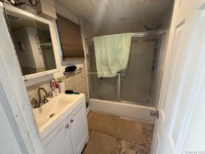 16 W Marine Avenue, Lindenhurst NY 11757
