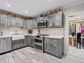 38 Maple Court, Jericho NY 11753