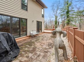 38 Maple Court, Jericho NY 11753