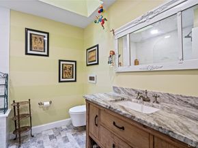 38 Maple Court, Jericho NY 11753