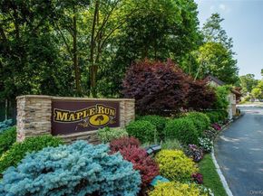 38 Maple Court, Jericho NY 11753