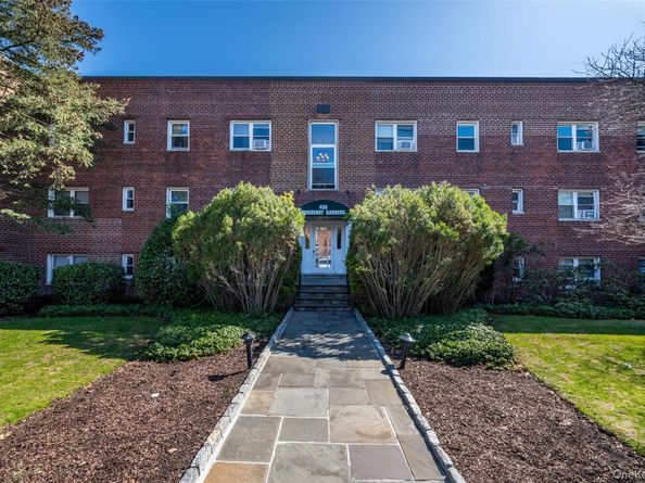 450 Pelham Road 3H, New Rochelle NY 10805