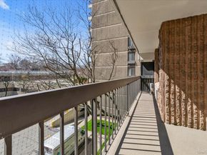 15038 Union Turnpike 2H, Flushing NY 11367