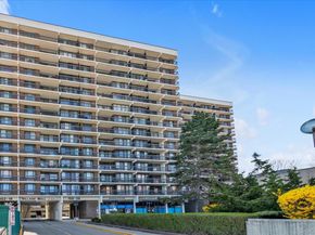 15038 Union Turnpike 2H, Flushing NY 11367