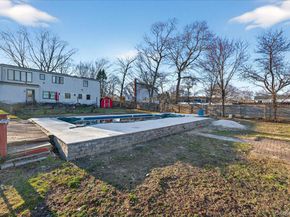 528 Lockwood Drive, Shirley NY 11967