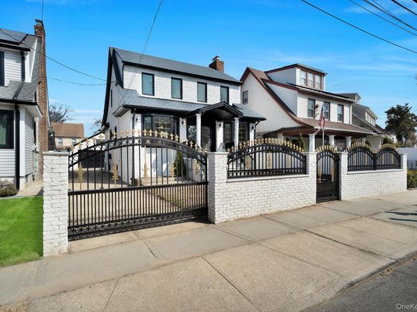 8525 151st Street, Briarwood NY 11432